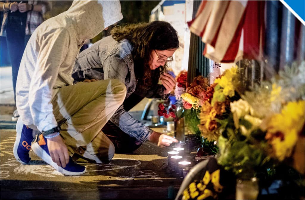 Mourers pay their respects - Photo by SOPA Images Limited Alamy Stock Photo